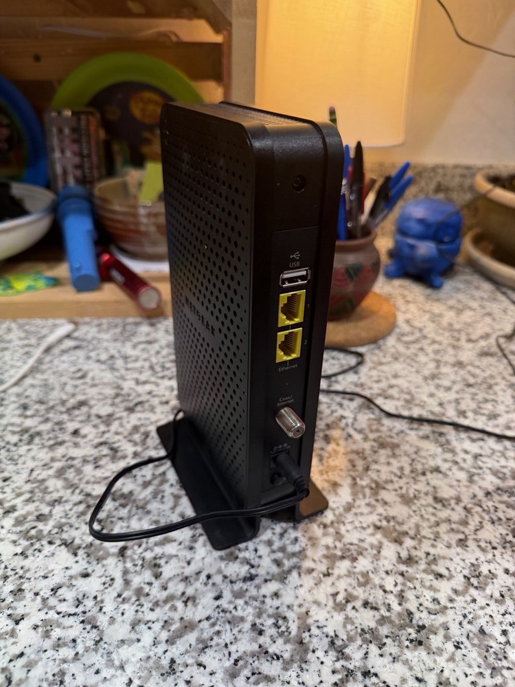 Netgear C3700 WiFi Cable Modem Router