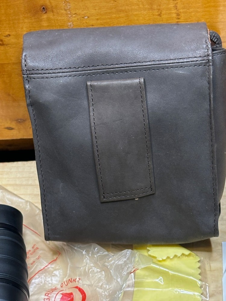 Timberland Binoculars in pouch with belt loop Early 2000's