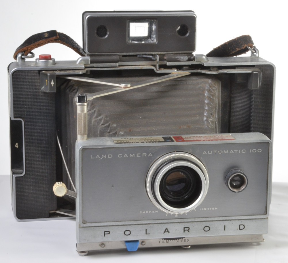 Vintage Polaroid Automatic 100 Land Camera with Strap -READ DESCRIPTION