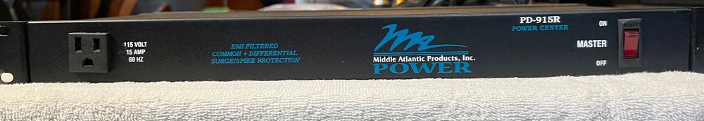 MIDDLE ATLANTIC PD-915r
