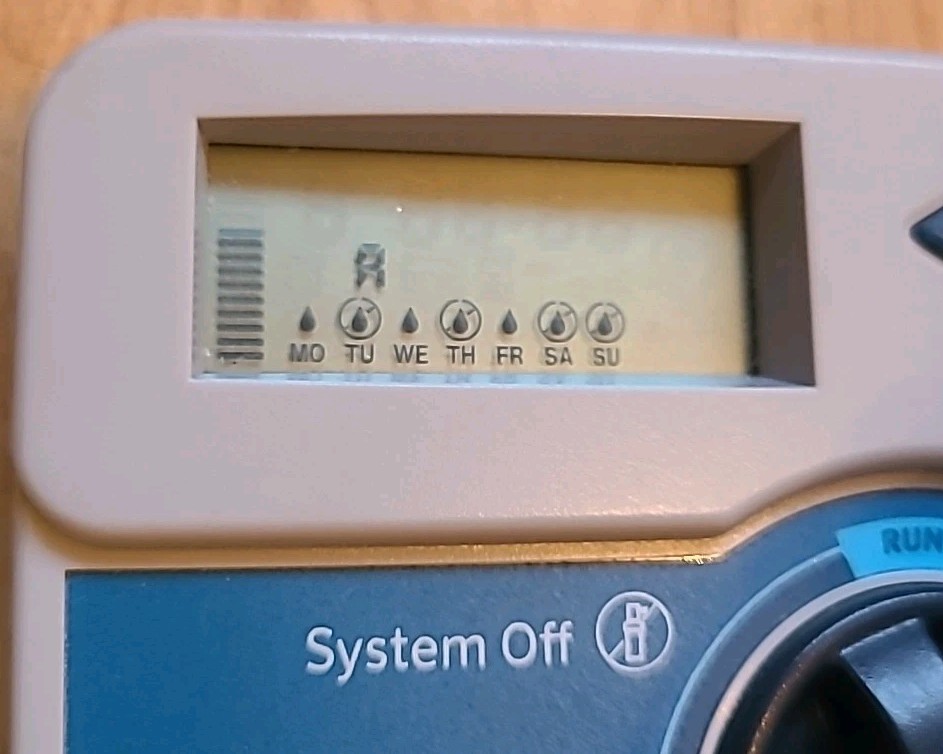 Hunter X-Core 4-Station Zone XC-400i Sprinkler Irrigation Timer Controller Works