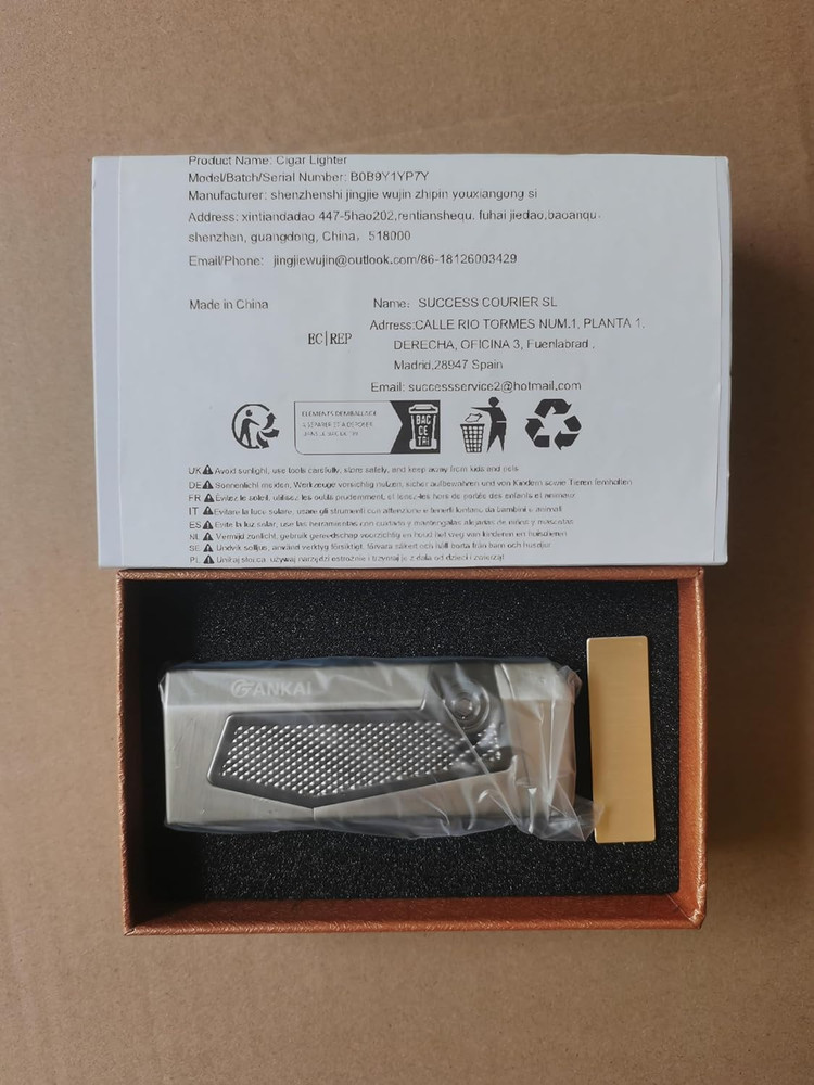 Cigar Lighter 4-Torch Jet Flame - Cigar Punch, Holder, Draw Enhancer, Windproof