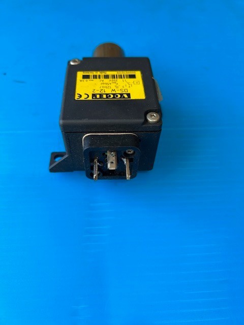 VOGEL #DS-W 12-2 Switch, 12-2 bar used