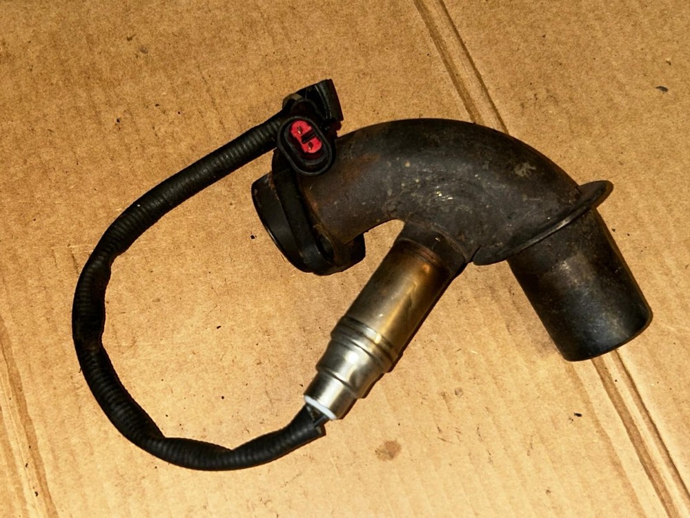Vespa GTS Exhaust Manifold with Sensor