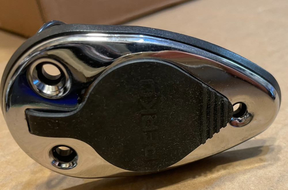 Perko Threaded Collar Pole Light Mounting Base 2-Pin Chrome #1048P00CHR