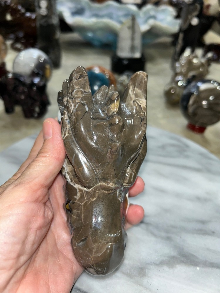 Volcano agate UV reactive Dragon skull carving