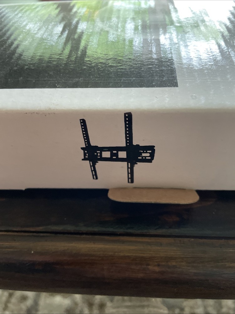 Flat Panel Tilt Mount For Screen Sizes 32”-55”