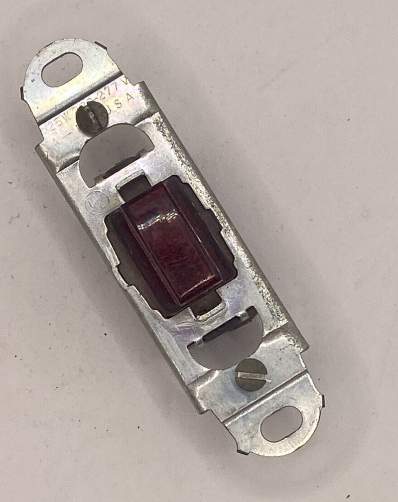 TOGGLE SWITCH 1/25W 220/277 RED BUTTON USA🔔