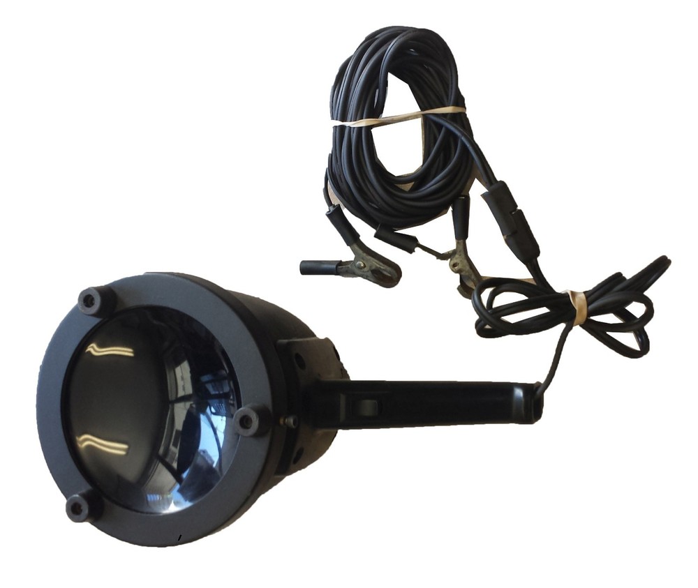 Ultraviolet Lamp (#000100) Engine Leak Detection