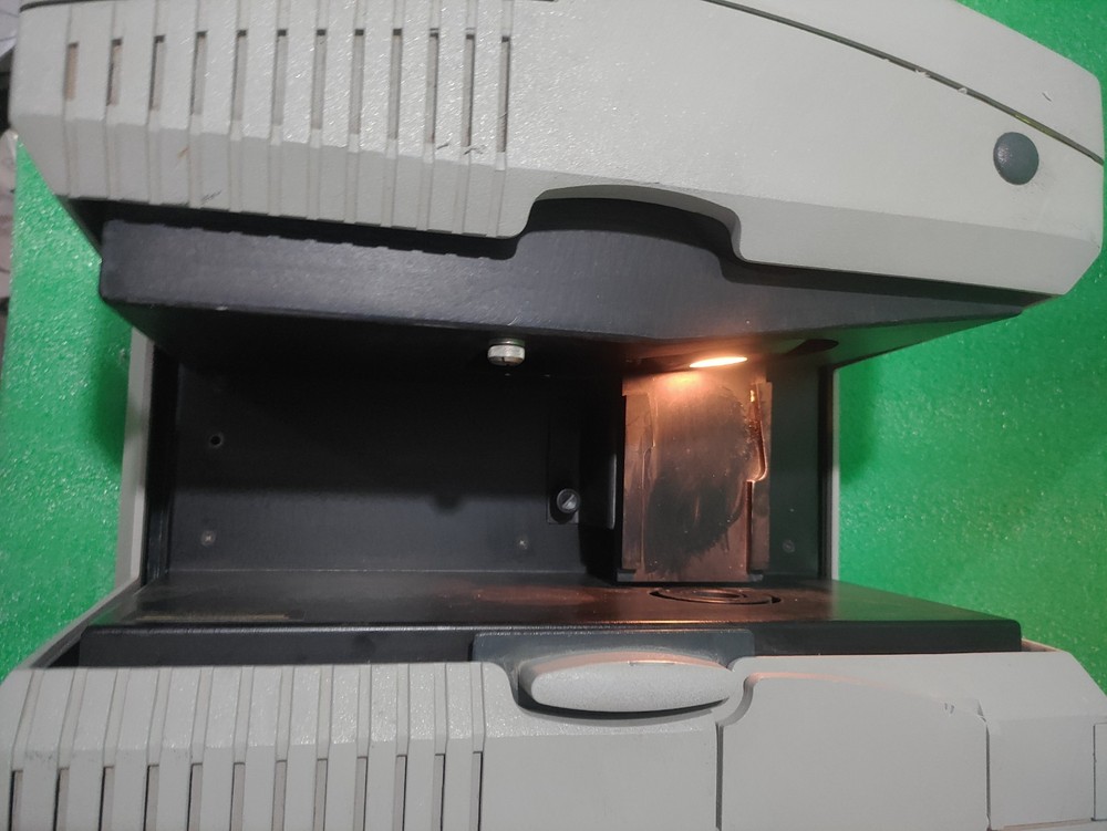 HunterLab ColorQuest XE Spectrophotometer .