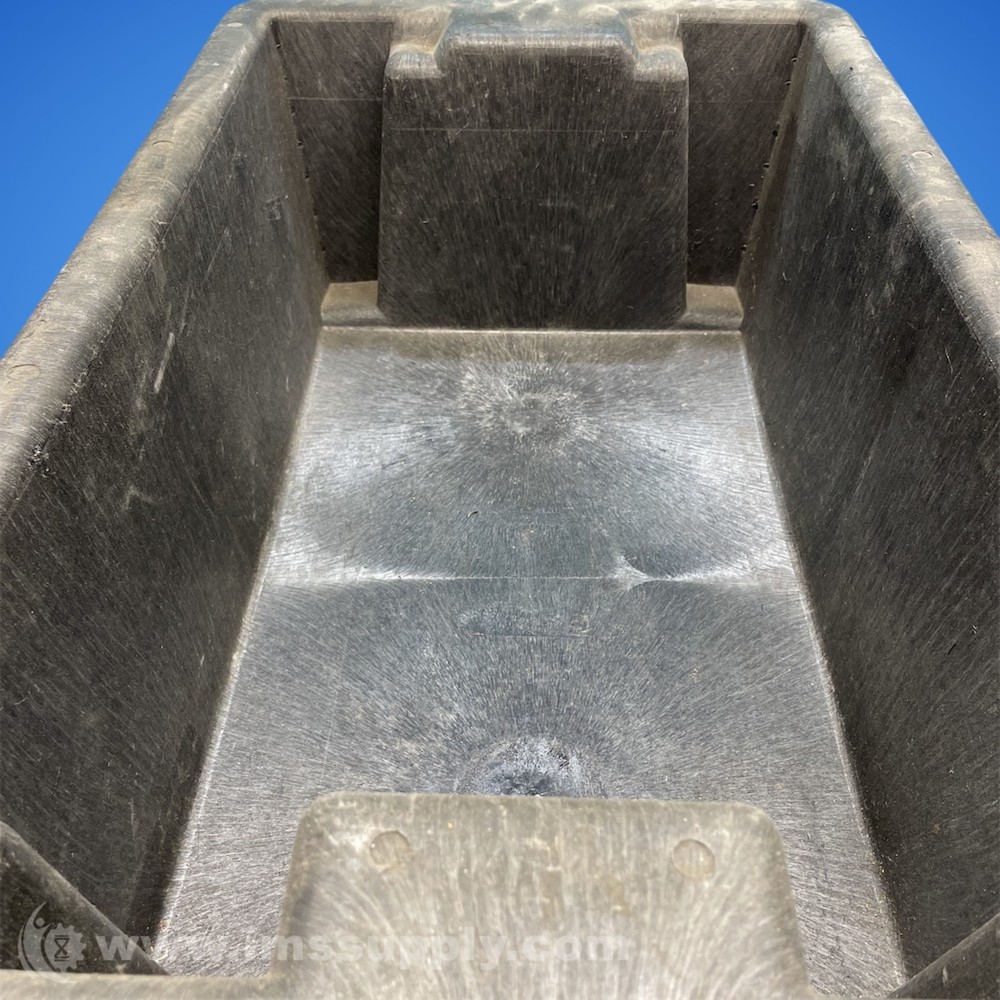 Storage Container 27" x 17" x 10" USIP