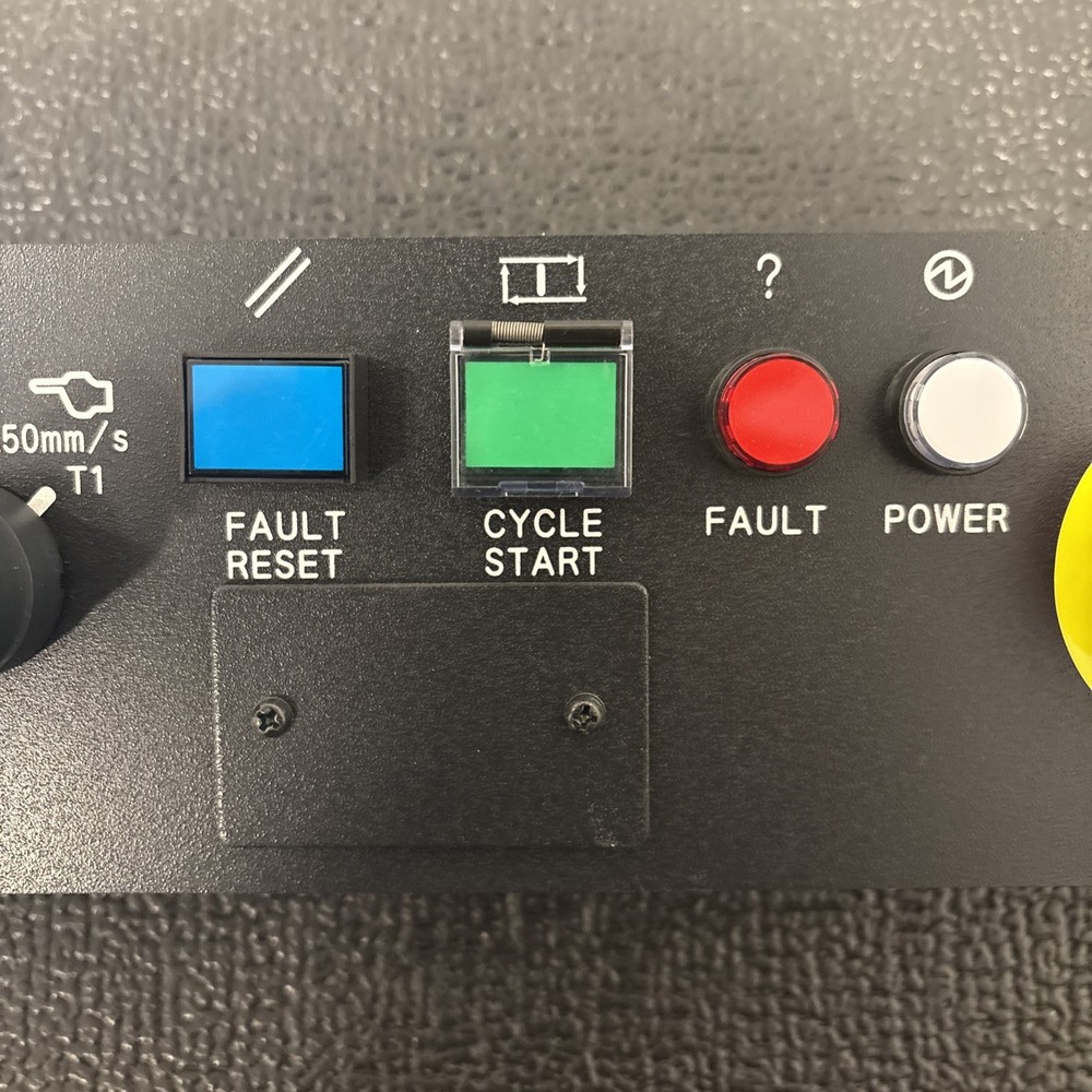 A05B-2601-C004FANUC Robot Controller Operator Panel, Key Switch, E-Stop