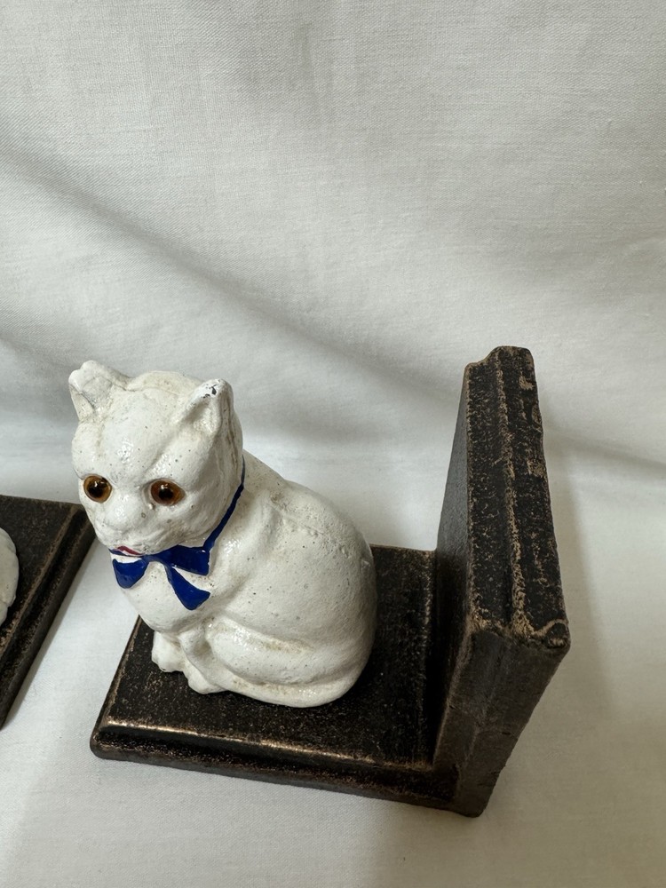 Vintage Style Cast Iron Cat Bookends