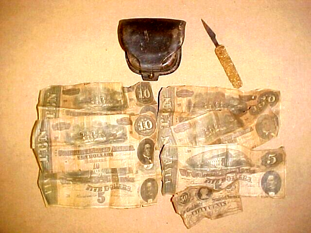 POW? Virgin Group Civil War Cap Box, 7 CS Bills Notes, Small Concealable Knife