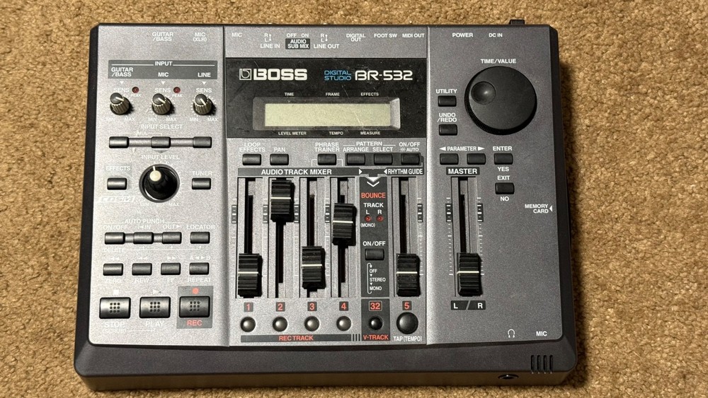 Boss BR-532 Digital Studio w/ Original Manual and Memory Card