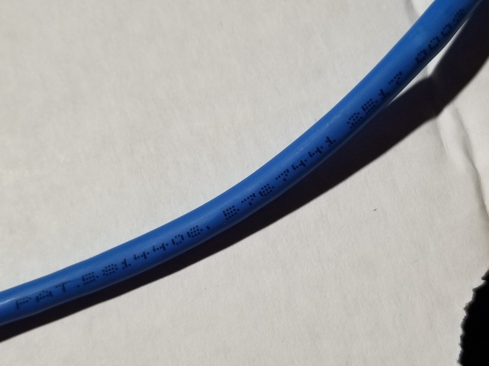 Berk-Tek 24/4P HyperPlus Cat5E Plenum U/UTP Network Cable Blue /100ft