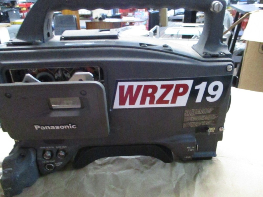 Panasonic AJ-D700P DVCPRO Digital Video Cassette Camera- Powers On " NOT TESTED"