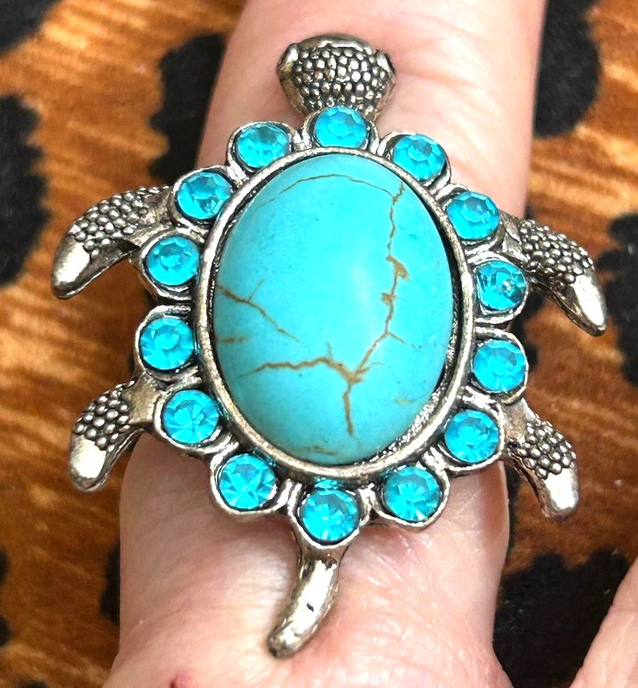 Woman's Vintage Turquoise Turtle Ring Silvertone Adjustable
