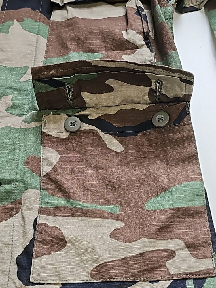 Army Jacket Female Size Extra Small Camouflage Long Sleeve Multiple Pockets