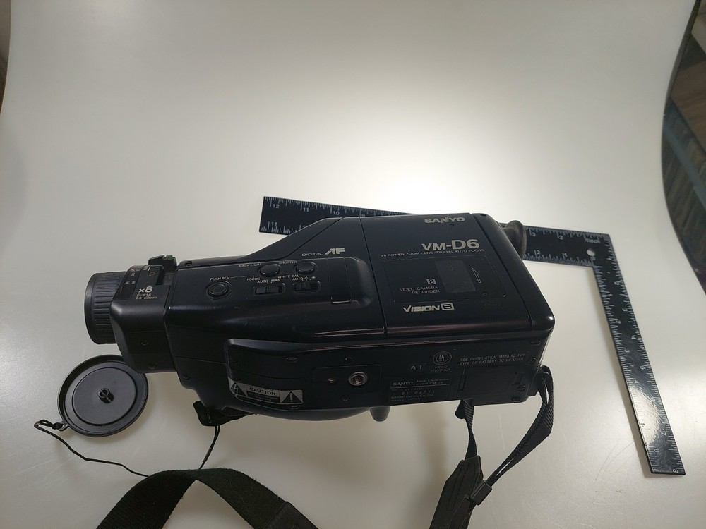 Sanyo VM-D6 8mm Video Camcorder Not Working