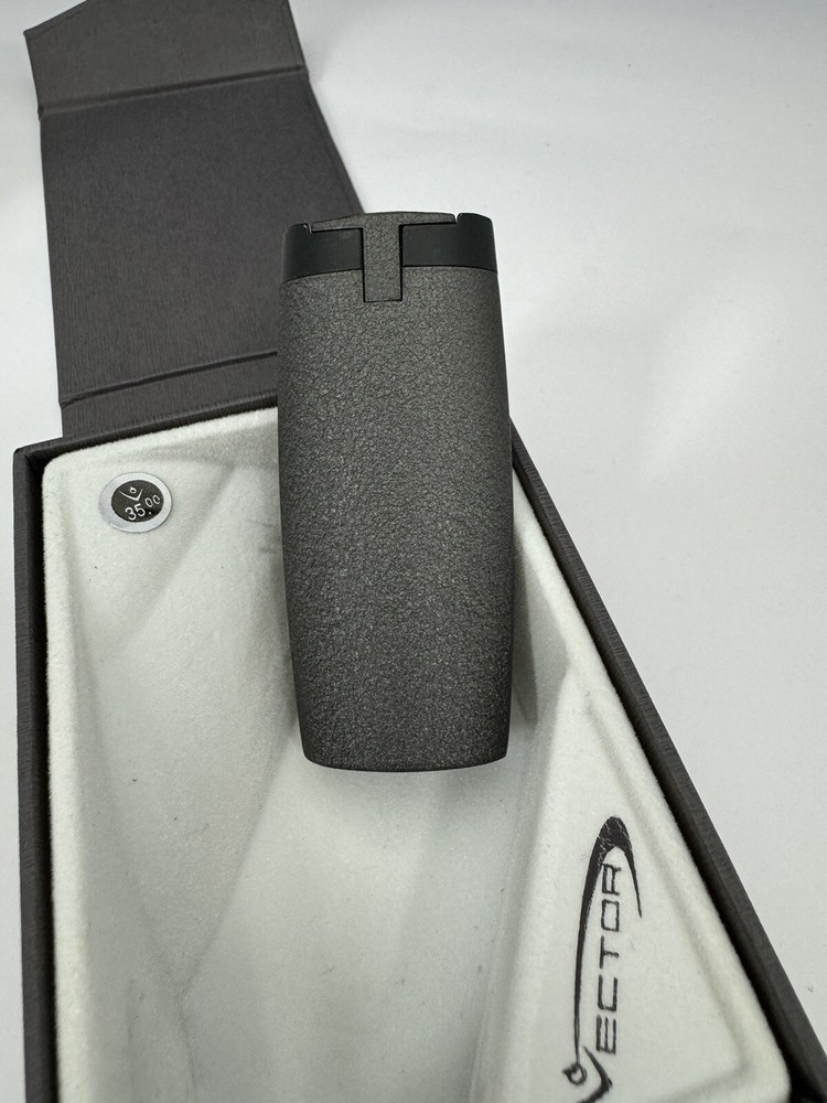 Vector Legend Dual Jet Torch Cigar Lighter - Gray Crackle - New