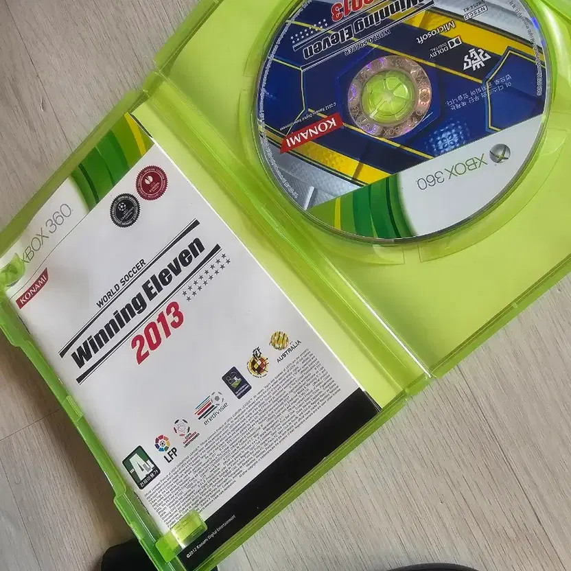 Xbox 360 Jasper Basic Set with Controller, Adapter, and Game CD