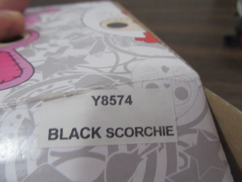 Furrybones Black Scorchie Y8574 Skeleton figurine IN BOX NICE