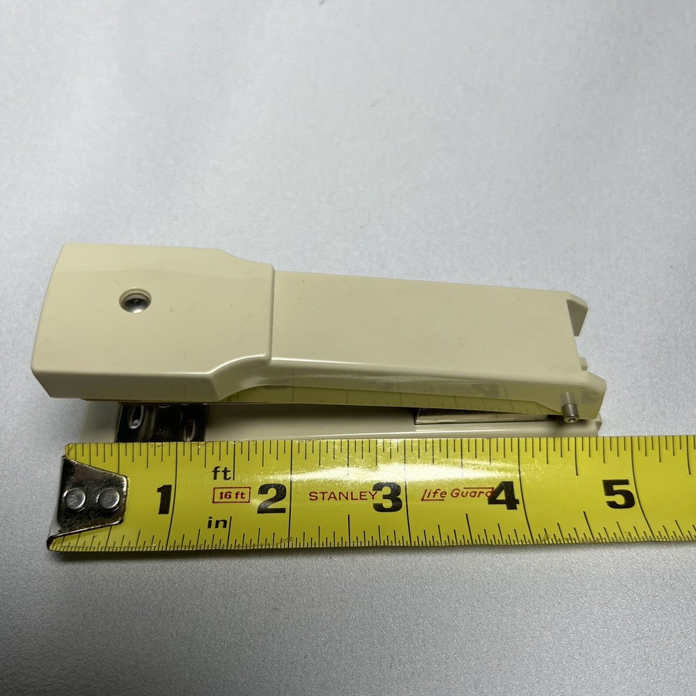 Vintage SWINGLINE Stapler Small Office Desk Plastic 5" Tan Great Britain