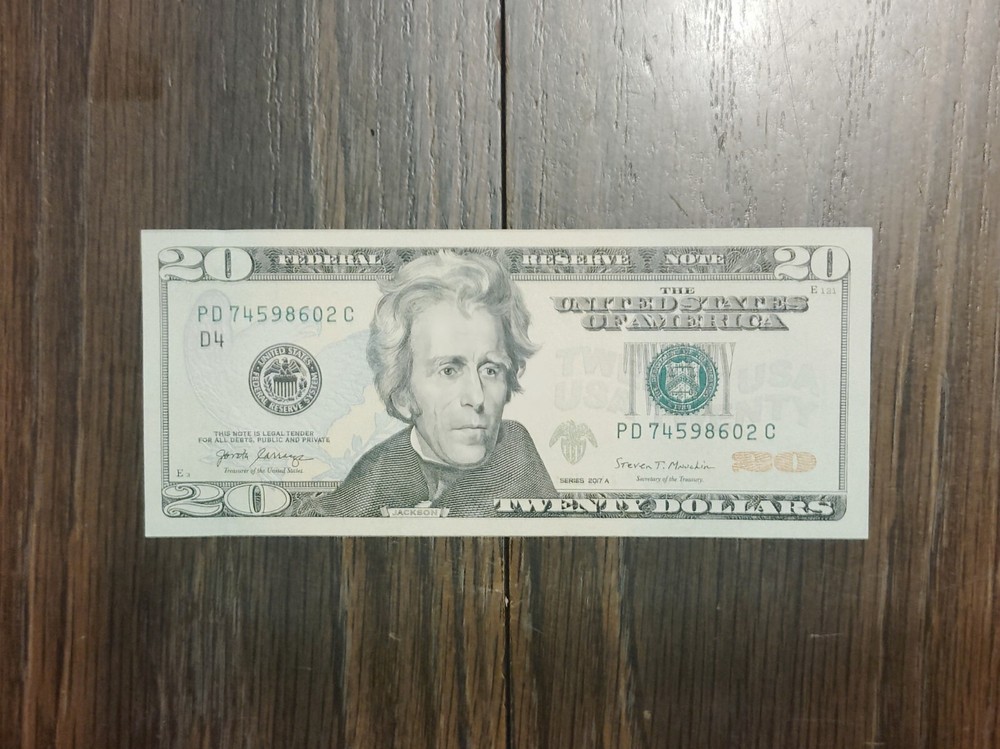 (2) 2017 A $20 UNC AND CONSECUTIVE BROKEN LADDER NOTES. WET INK TRANSFER ERROR!