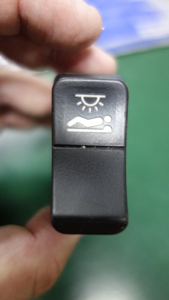 PACCAR Kenworth Sleeping Dome Light Switch P27-1241-014-01