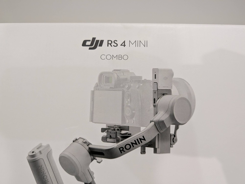 DJI RS 4 RS4 Mini Combo Gimbal Stabilizer Auto Axis Locks DJRS4MC