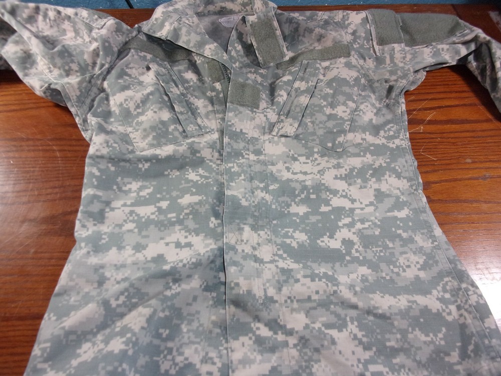 ACU DIGITAL RIPSTOP COMBAT TACTICAL JACKET COAT SIZE EXTRA SMALL LONG