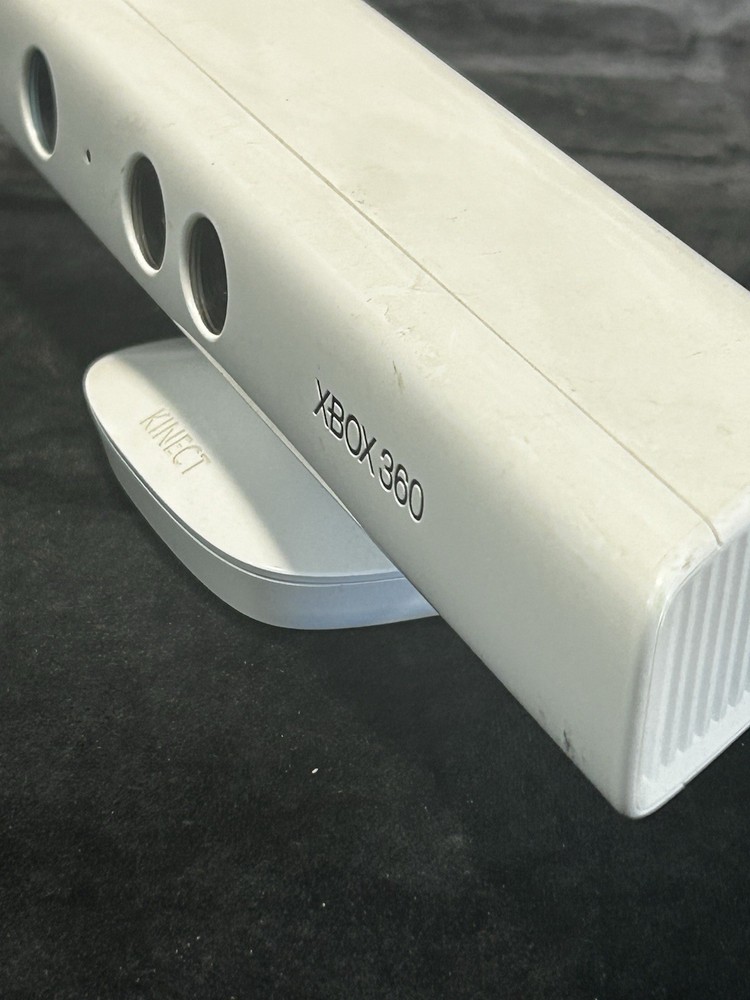 Microsoft Xbox 360 Kinect Sensor White Model 1414 Motion Camera Untested