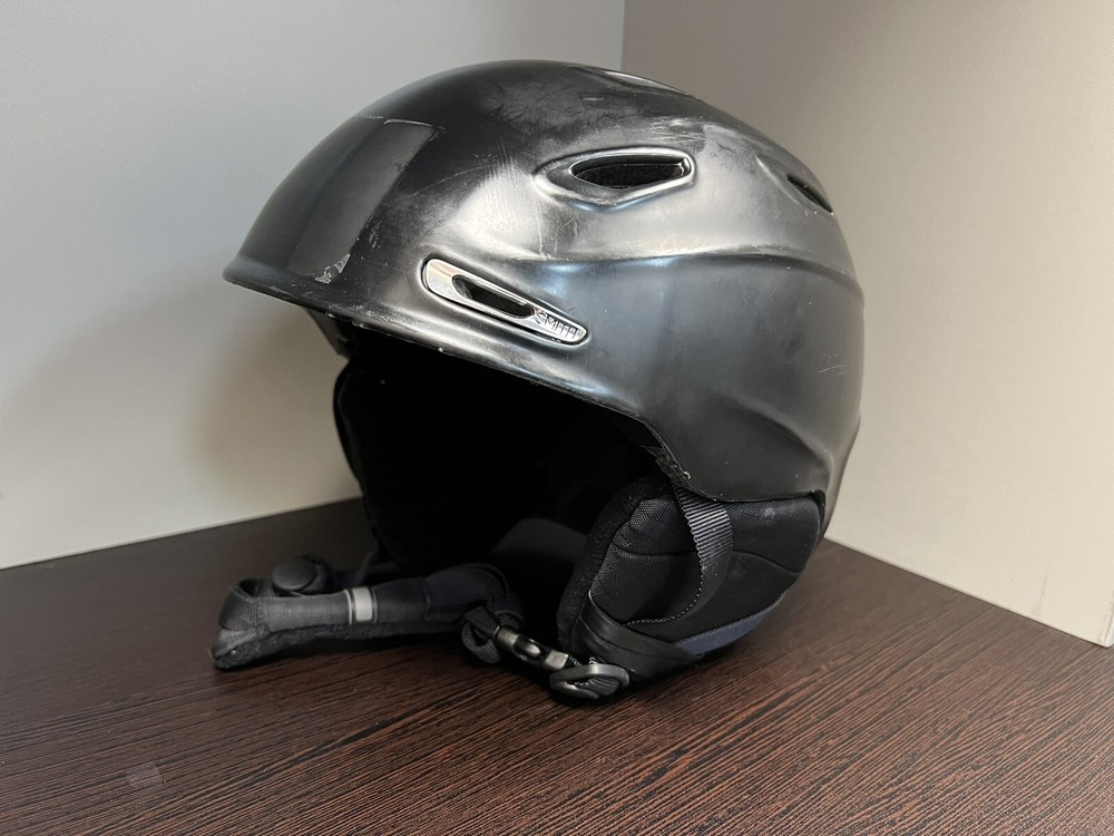 Matte Black Smith Aspect Helmet USED MEDIUM size (55-59 cm)