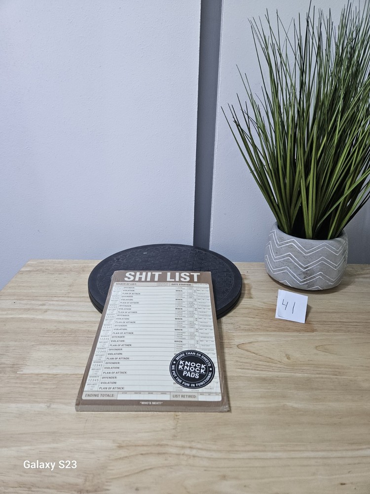 NEW KNOCK KNOCK CLASSIC PAD - SH** LIST