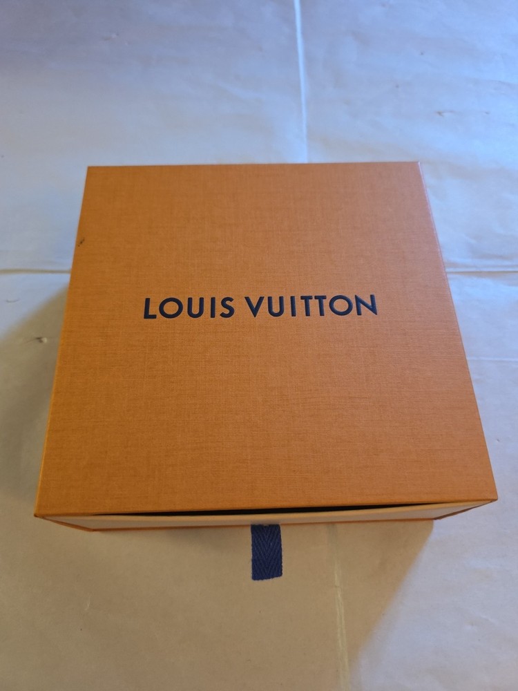 Authentic Empty Louis Vuitton Box 6.5”/6.5”/2.5”