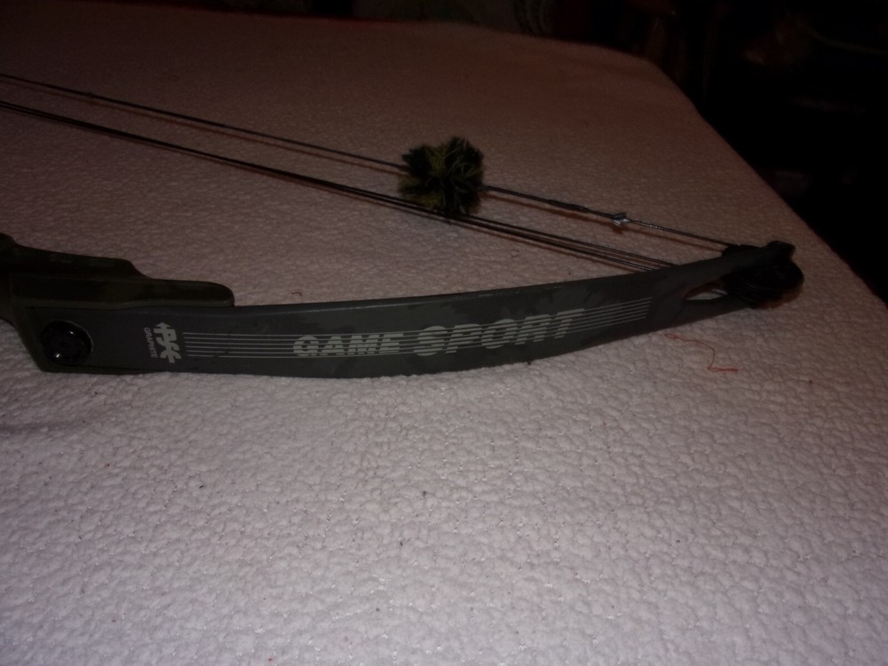 PSE Game Sport Pulsar Compound Bow