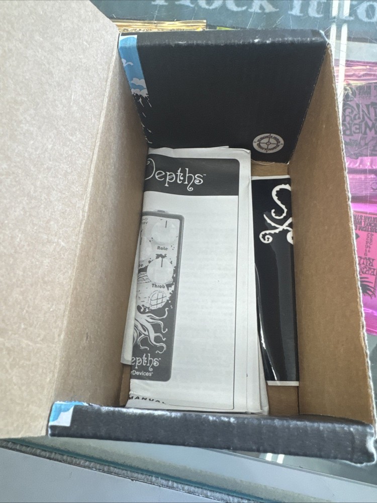 Earthquaker Devices The Depths™ Version 2 Analog Optical Vibe Machine