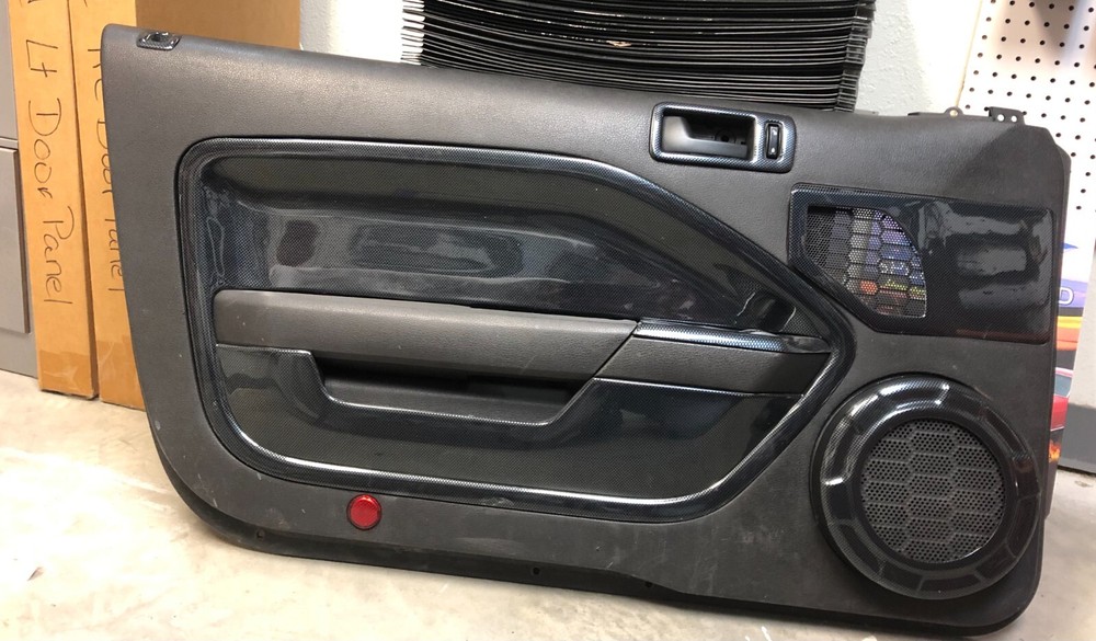 2005-2009 Mustang 12pc Door Panel Kits Carbon Graphite