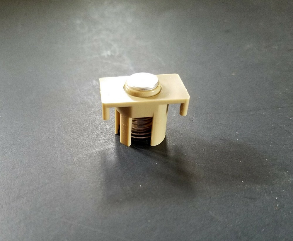 Push Button Cap + Spring + Holder for a Pioneer SX-550 Receiver