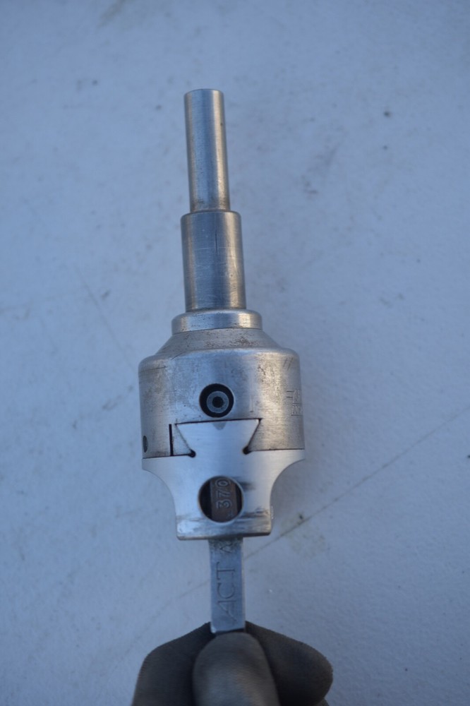 Criterion boring head DBL-202, 1/2 shank, w/ bit