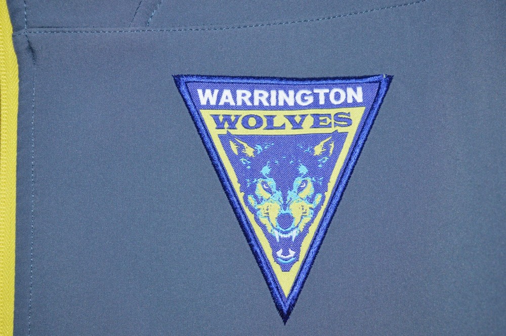 ISC Warrington Wolves ISC Full Zip Lined Grey Jacket - Small S