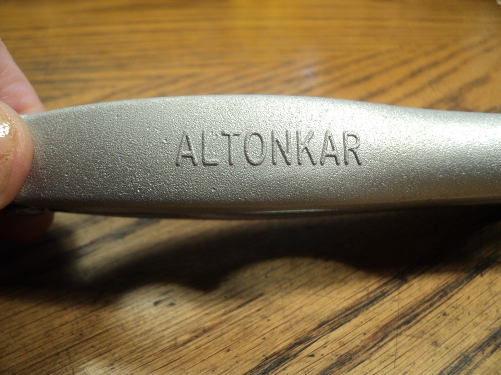 Altonkar Aluminum Nut Cracker Kitchen Tool 7-1/16" Long
