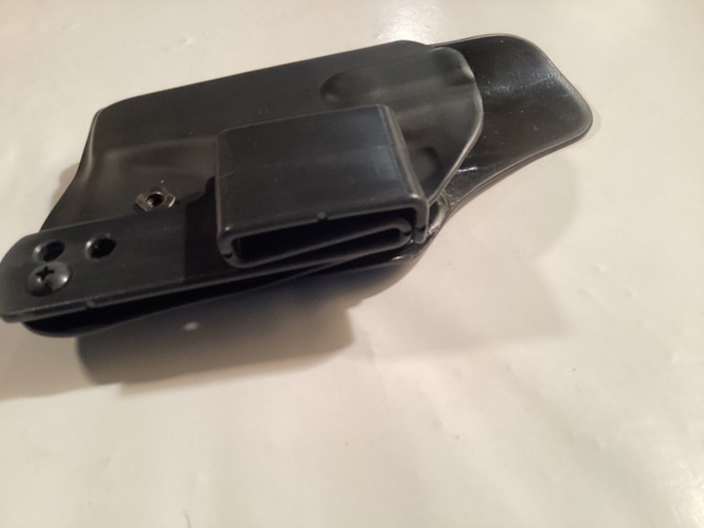 BladeTech Kydex holster for Ruger LC9 IWB LH