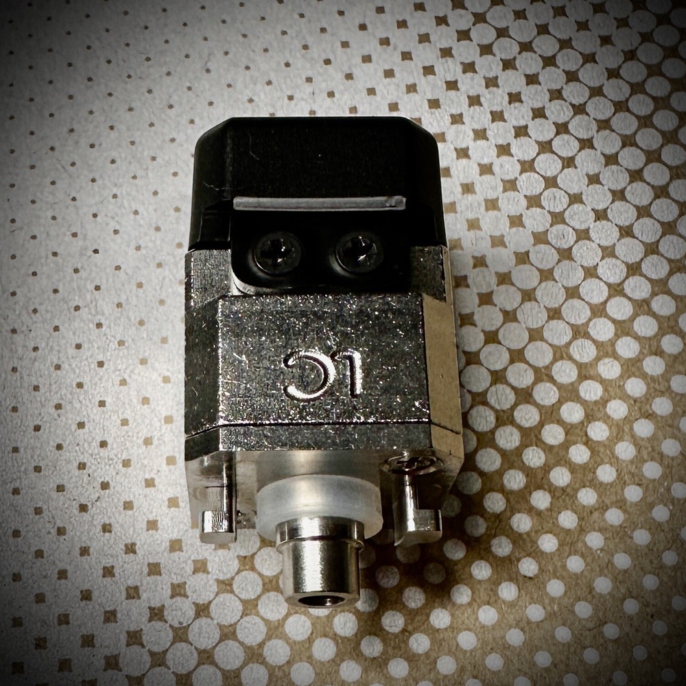 EXFO EUI-98 LC Connector Adapter