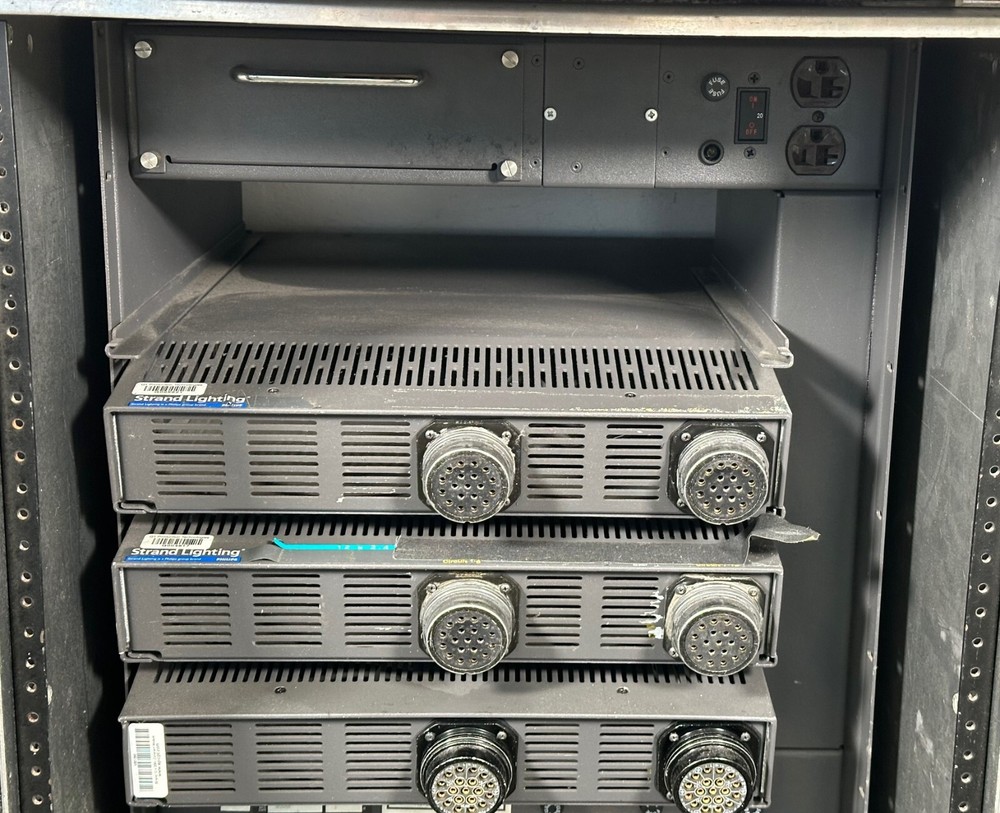 Philips Strand Lighting LightRack Control Rack