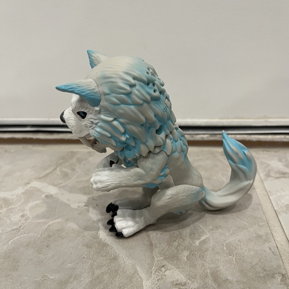 Untamed Dire Wolf Fingerling Blizzard Blue & White Interactive WowWee Tested