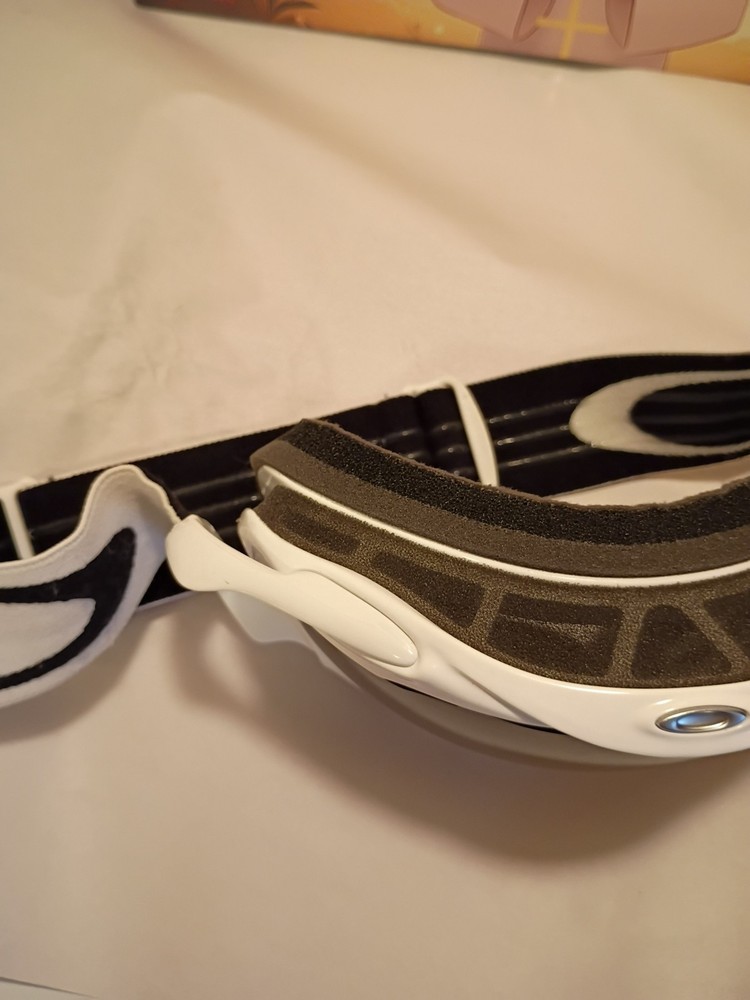 Oakley Splice goggles White Series!