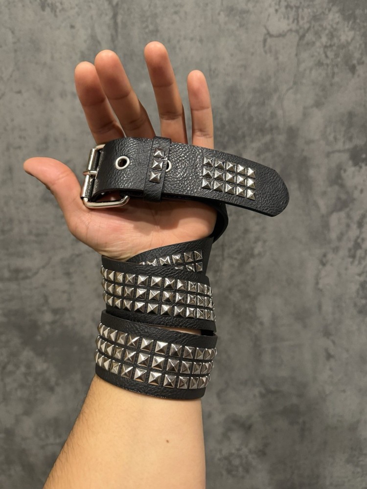 Black Pyramid studded leather belt Y2K alternative Emo Goth