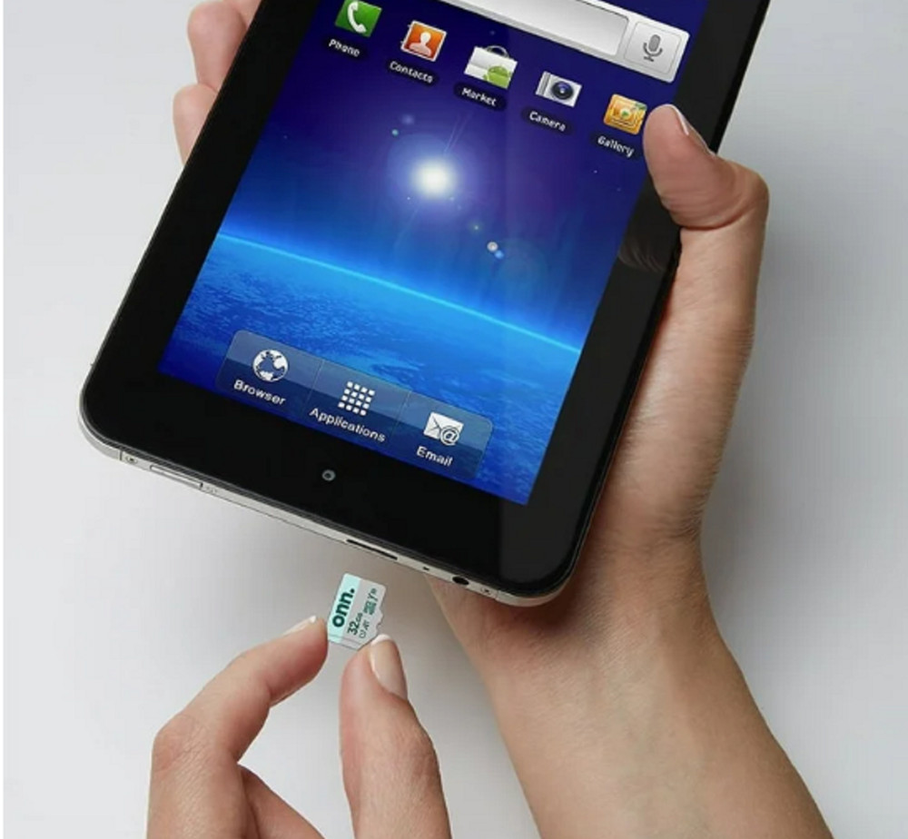 onn 32GB Class 10 U1 MicroSDHC Flash Memory Card